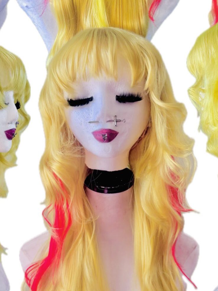 Long yellow wig with bangs